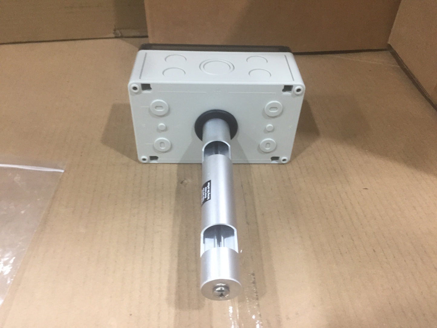 DUCT-MOUNTED ASPIRATOR BOX AND C02 SENSOR; FOR USE WITH ECONOMISER IV
