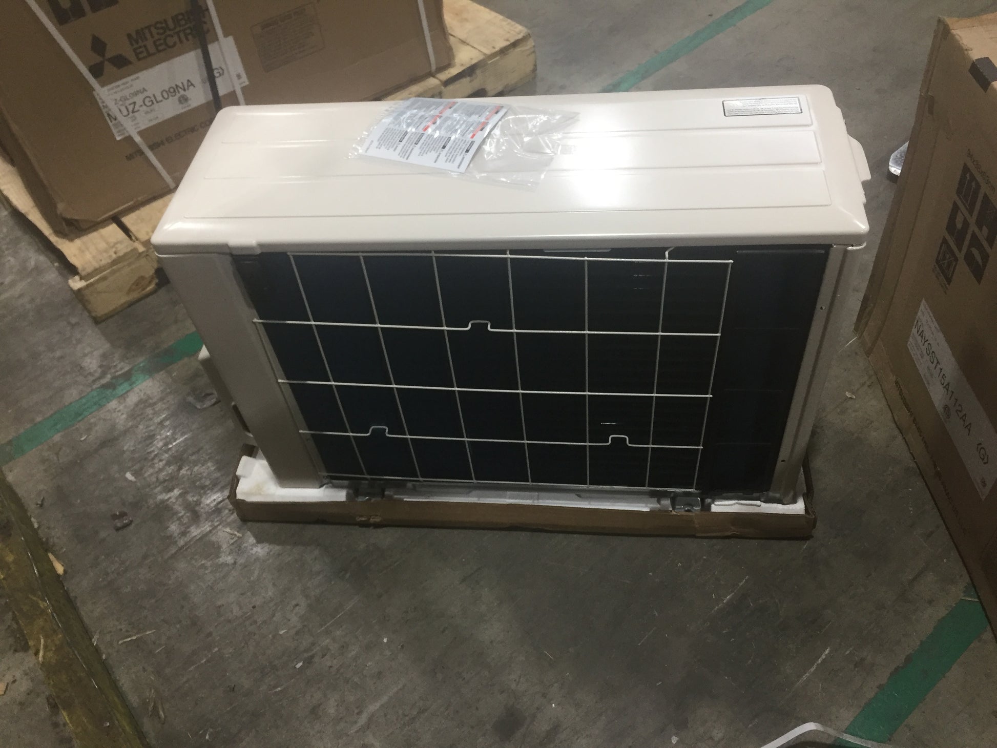 15,000 BTU SINGLE-ZONE OUTDOOR COOLING ONLY DIGITAL INVERTER TECHNOLOGY MINI-SPLIT UNIT SEER 21 208-230/60/1 R-410A