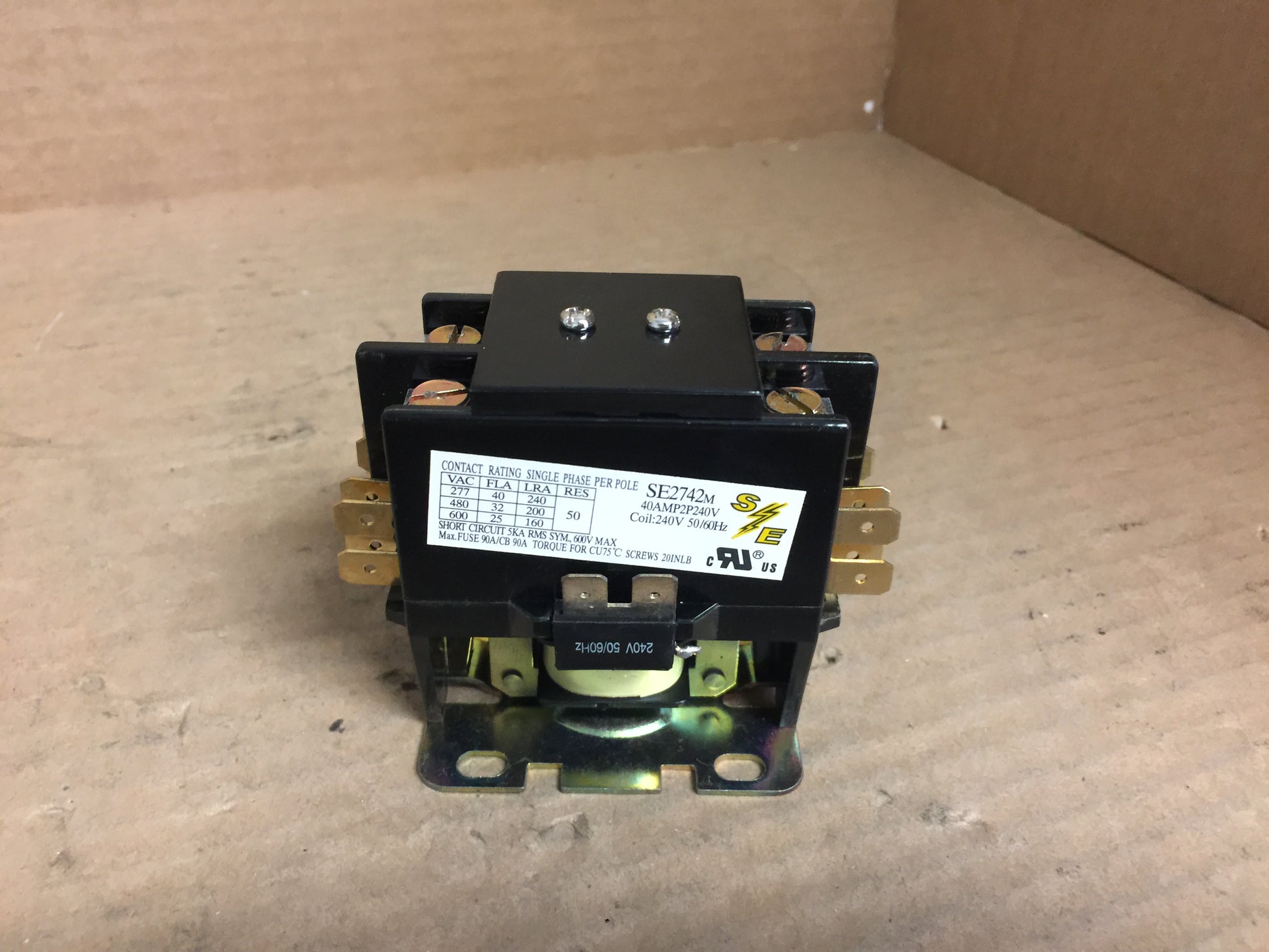 DEFINITE PURPOSE CONTACTOR; 2 POLE, MULTI-VOLT, 50/60HZ, 120 VOLT, 40 AMP