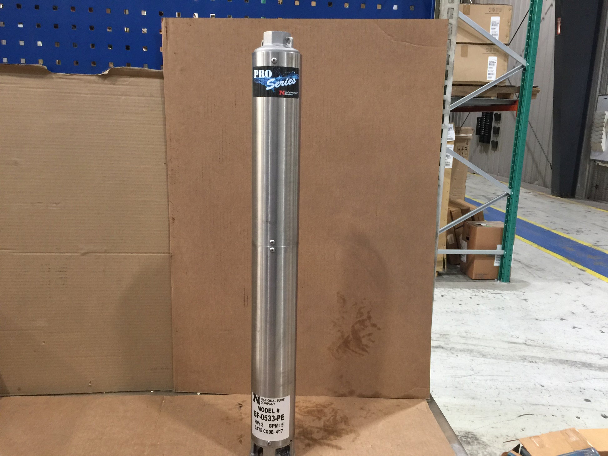 2 HP "PRO SERIES" SUBMERSIBLE BOOSTER PUMP; 5 GPM, 1/3 PHASE, 33 STAGES