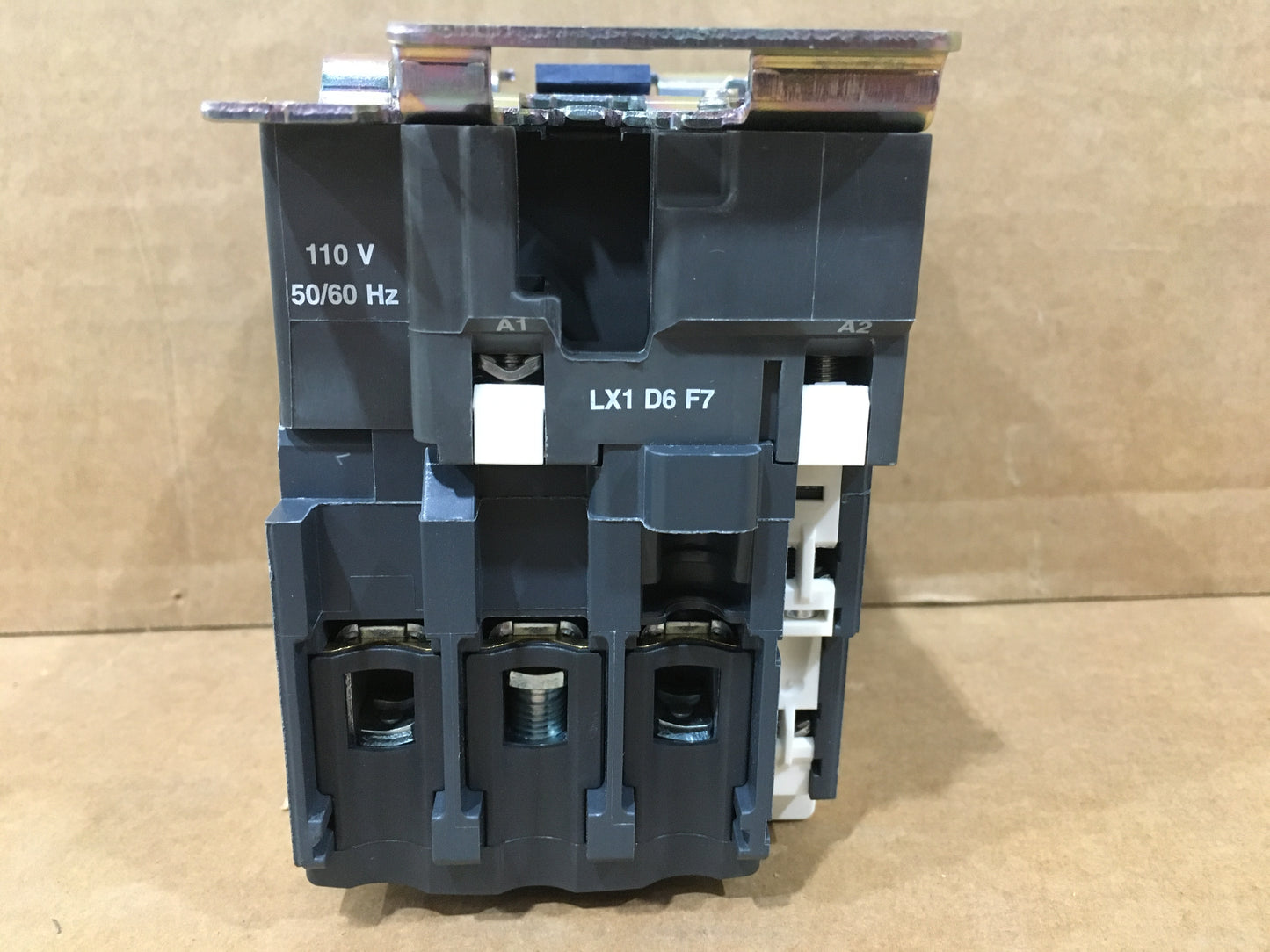 3 POLE 60 AMP TESys D CONTACTOR/W 110 VOLT COIL  240-600/50-60/1 OR 3