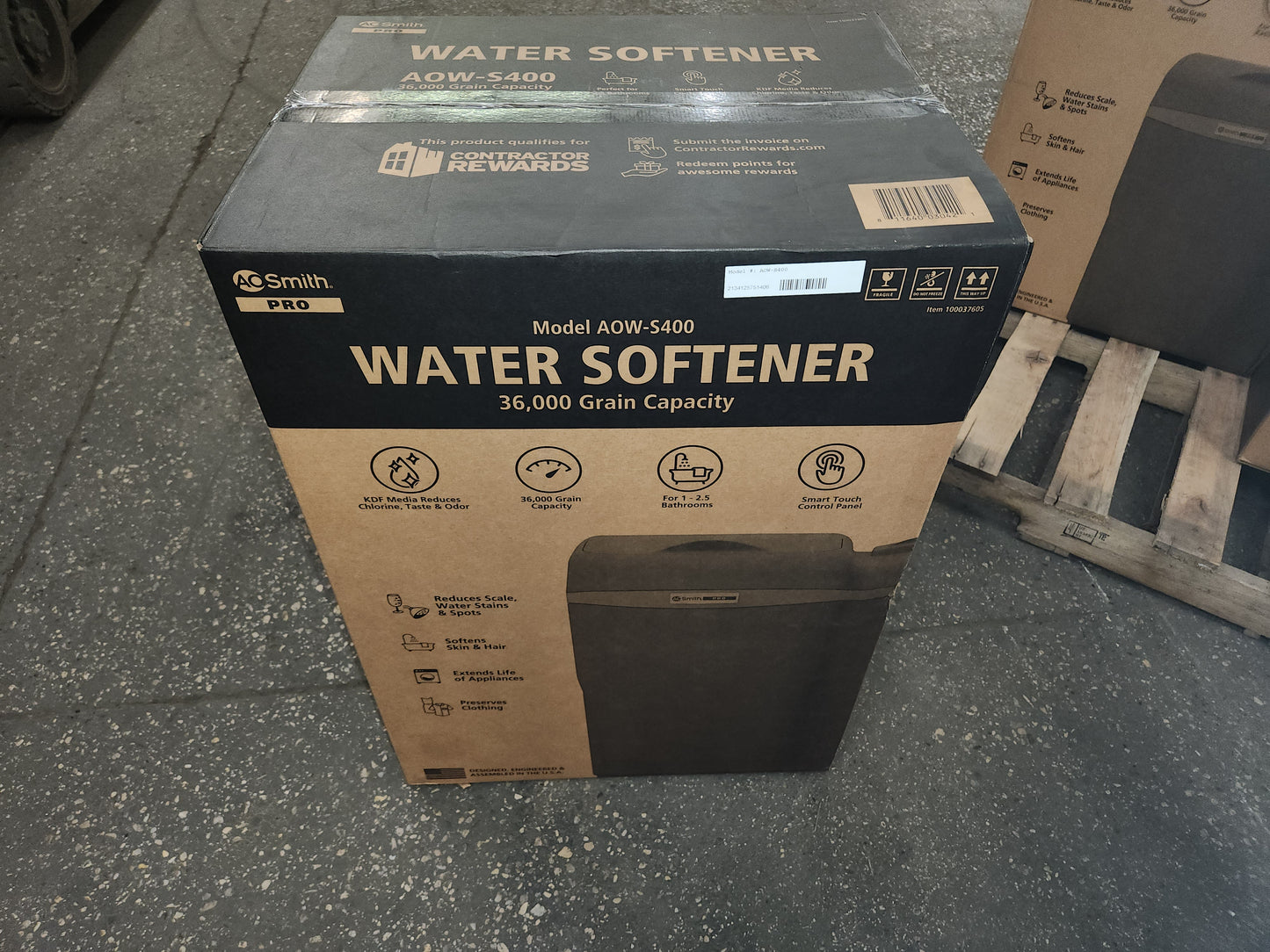 SALT-BASED WATER SOFTENER, 34,800 GRAIN 115/60/1