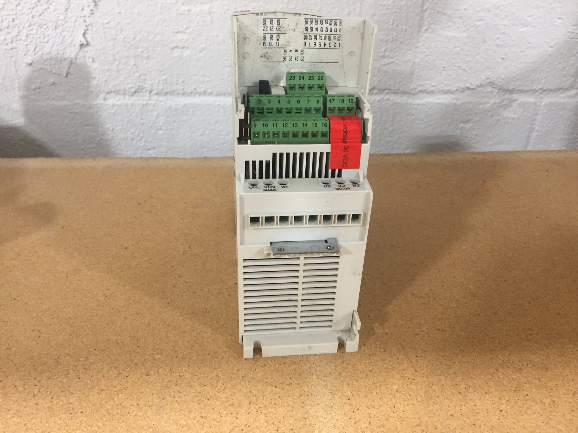 INDOOR FAN VARIABLE FREQUENCY DRIVE 380-480/46-63/3 11-14AMPS