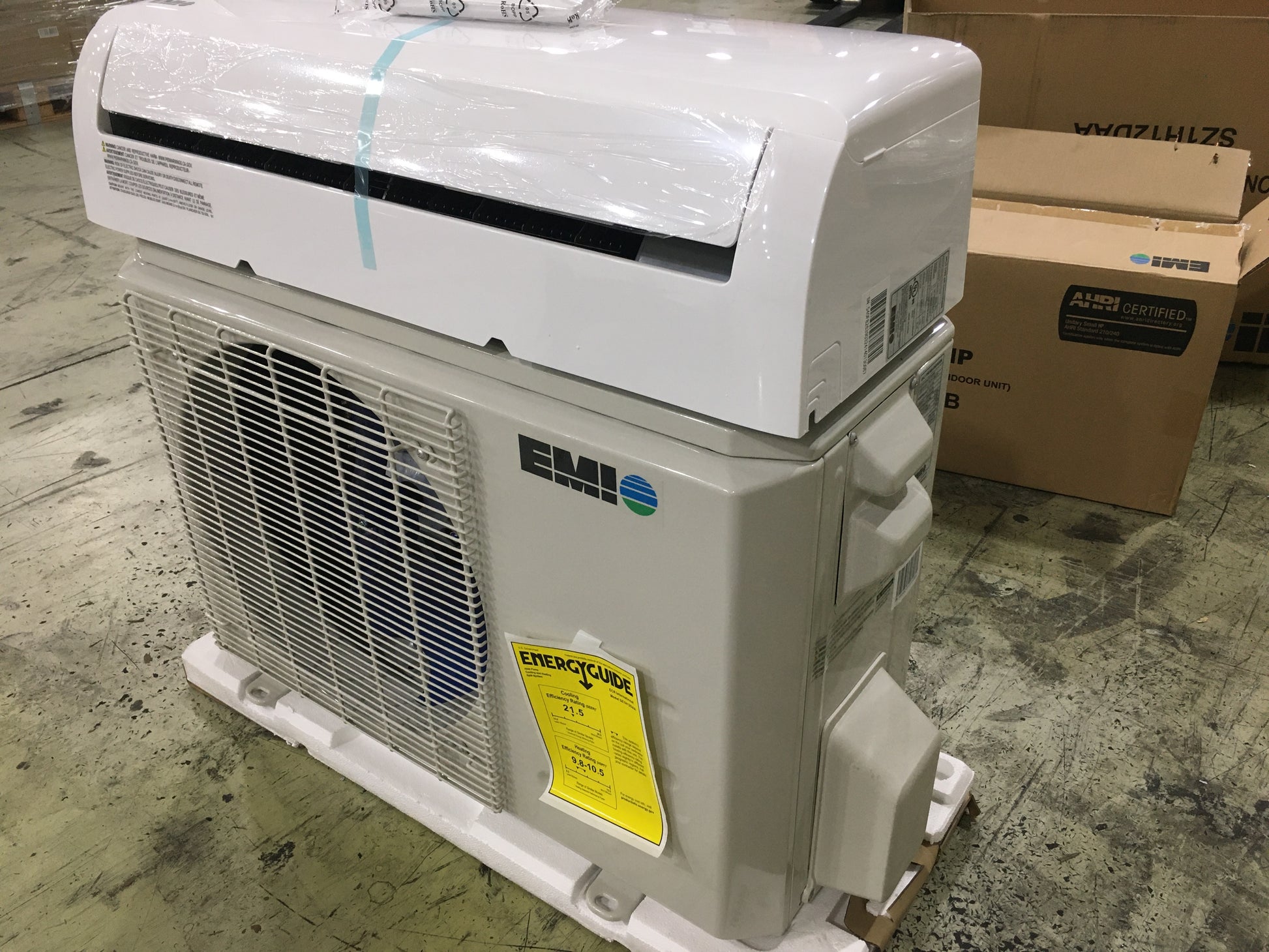 12,000 BTU SINGLE-ZONE VARIABLE SPEED INVERTER MINI SPLIT HEAT PUMP SET, 21.5 SEER 208-230/60/1 R-410A