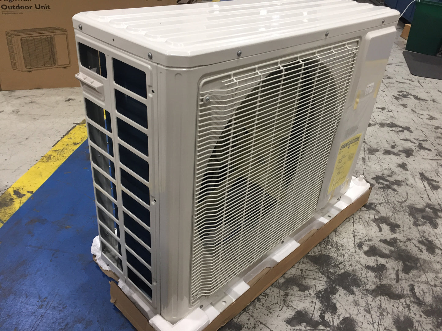 18,000 BTU SINGLE-ZONE OUTDOOR HEAT PUMP MINI SPLIT UNIT, 15 SEER 208-230/60/1 