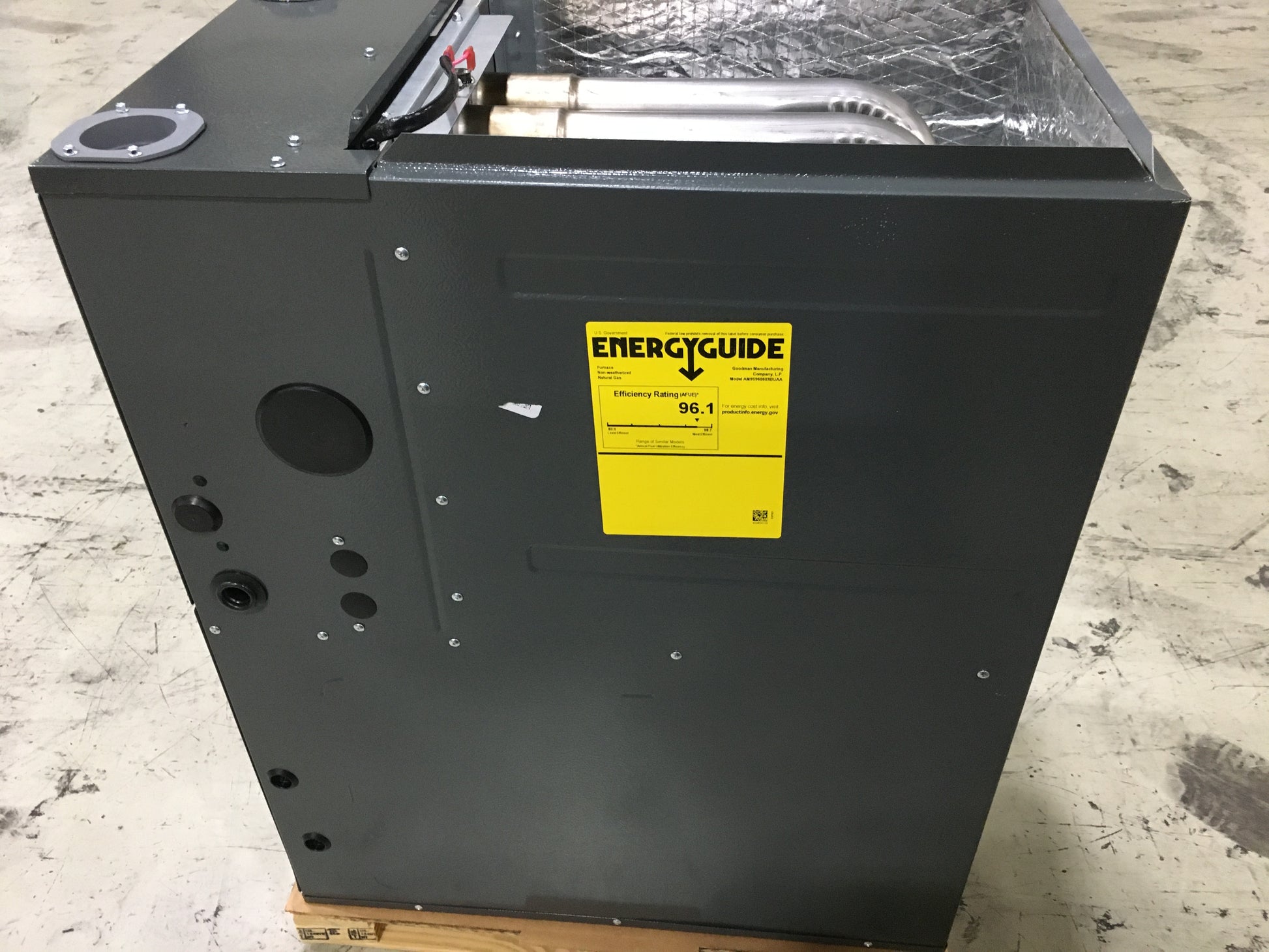 60,000 BTU SINGLE STAGE UPFLOW/HORIZONTAL ECM NATURAL GAS FURNACE, 96% AFUE 115/60/1 CFM:1200