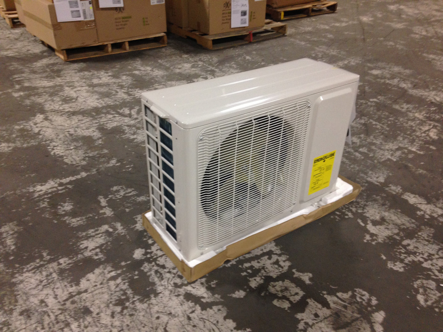 9,000 BTU SINGLE ZONE RESIDENTIAL WALL MOUNT MINI-SPLIT HEAT PUMP UNIT, 27 SEER, 208-230/60/1  R-410A