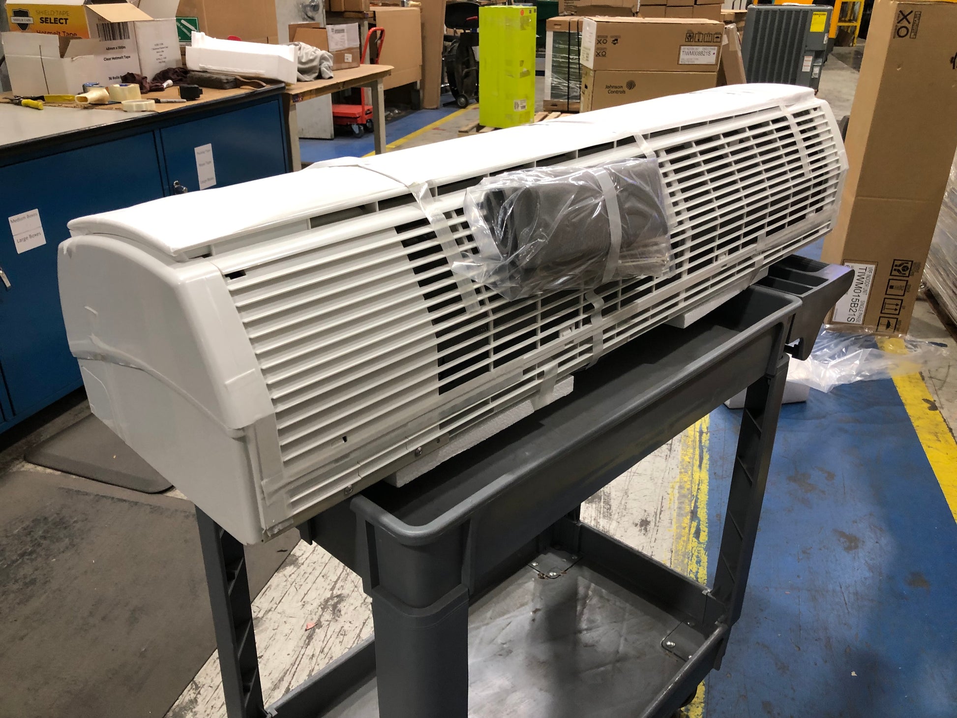 15,000 BTU VRF HIGH WALL MINI SPLIT INDOOR HEAT PUMP 17 SEER 208-230/60/1