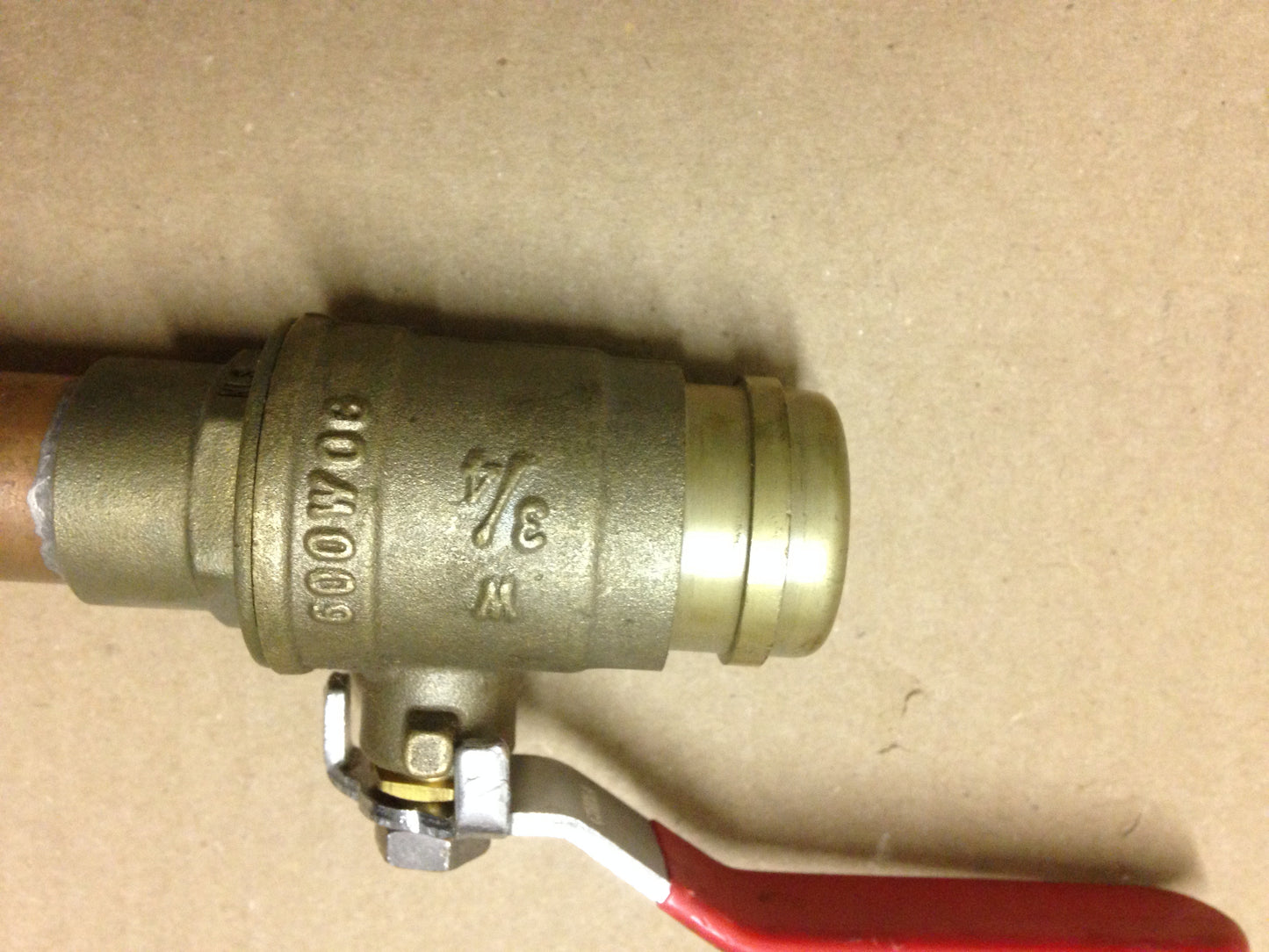 WATER HEATER CONNECTOR, 3/4", W/VALVE