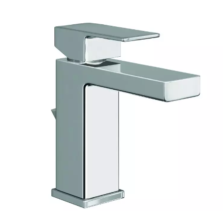 SINGLE HANDLE CHROME LAVATORY FAUCET