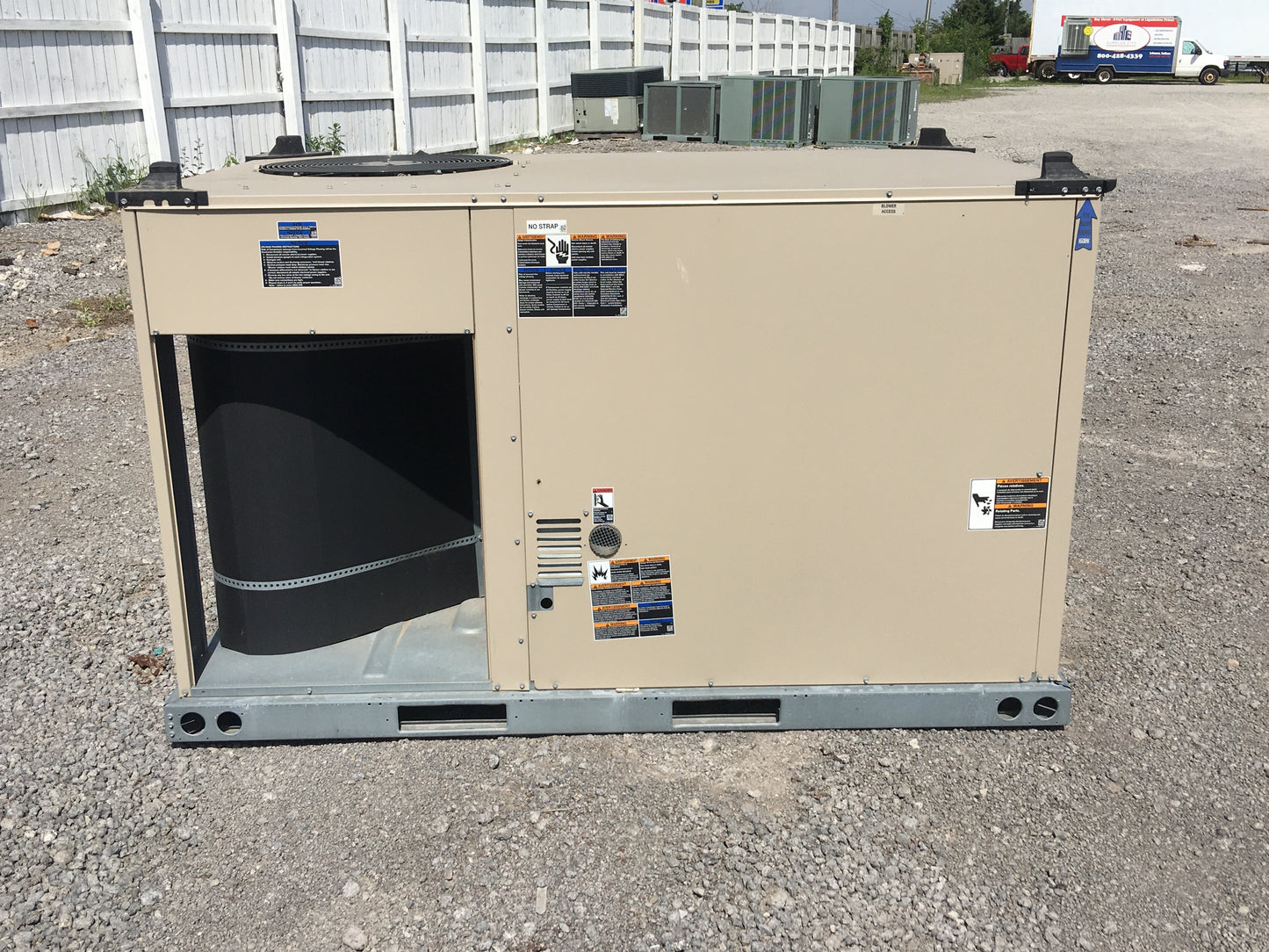 5 TON "RAIDER" SERIES CONVERTIBLE GAS/ELECTRIC BELT DRIVEN PACKAGED UNIT, 14 SEER 80% 460/60/3 R-410A CFM:1725