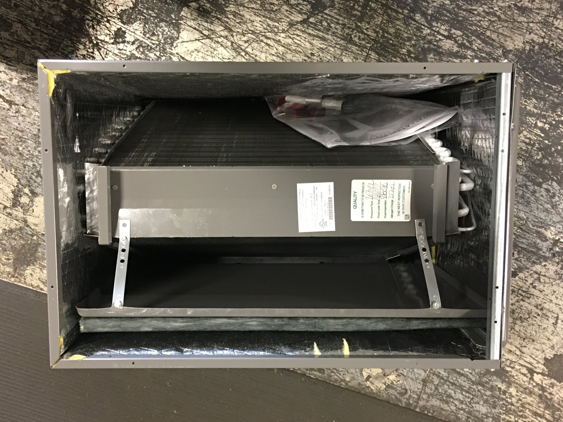 2 TON AC/HP MULTIPOSITION CASED ''N'' COIL, R-410A CFM 900