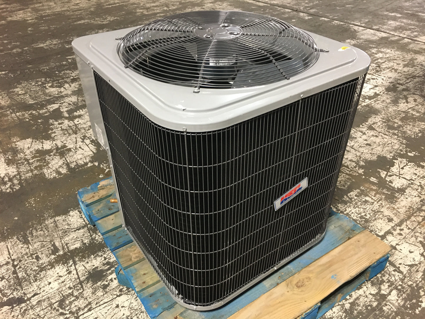 2 TON SPLIT-SYSTEM AIR CONDITIONER 208-230/60/1 R410A 17 SEER