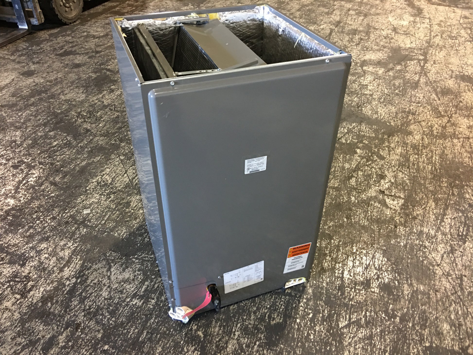 2 TON AC/HP MULTIPOSITION CASED ''N'' COIL, R-410A CFM 1900