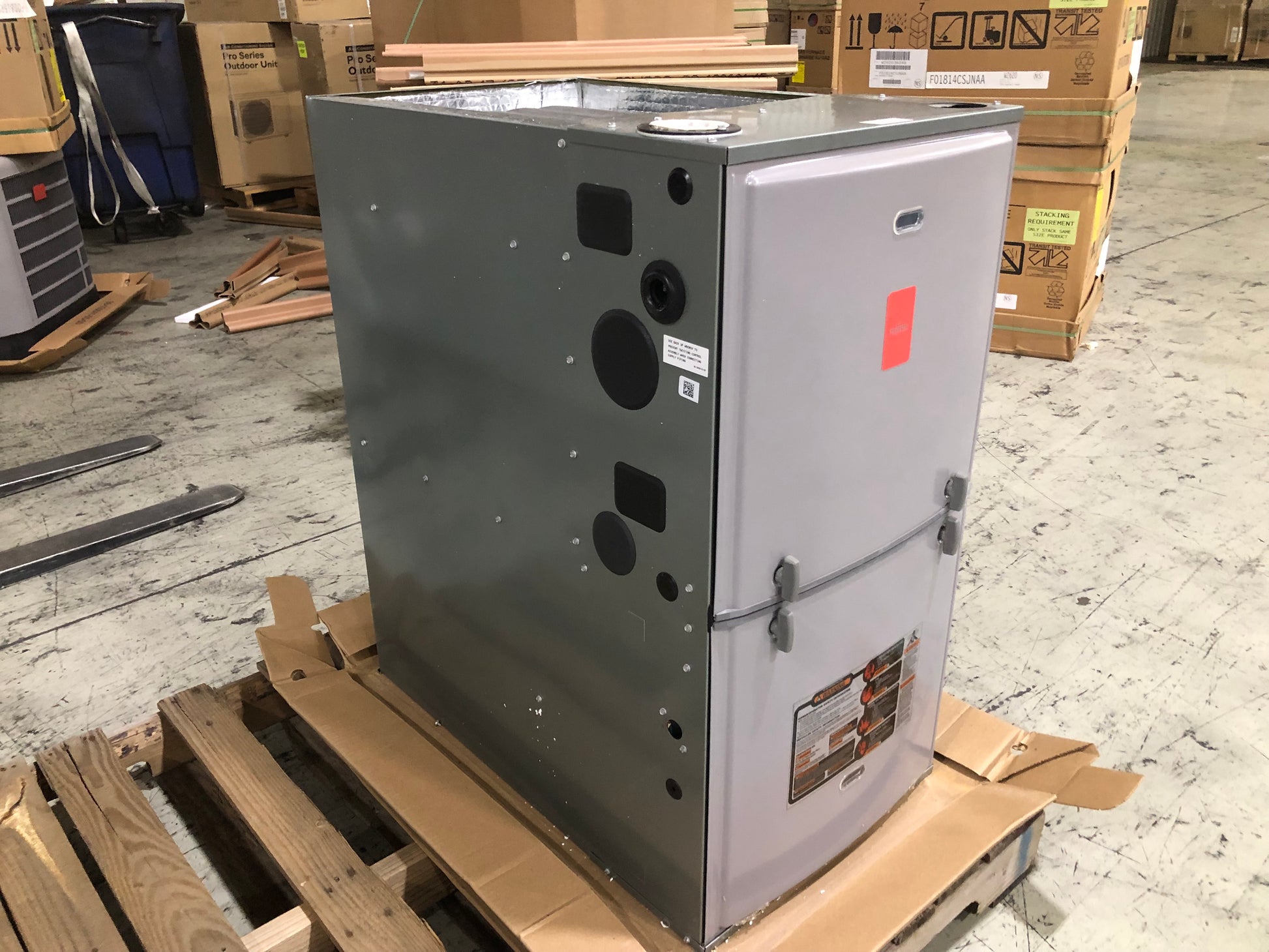 56000 BTU TWO-STAGE MODULATING COMMUNICATING COMPATIBLE DOWNFLOW/HORIZONTAL ECM VARIABLE SPEED GAS FURNACE 97% AFUE 115/60/1 CFM: 1050