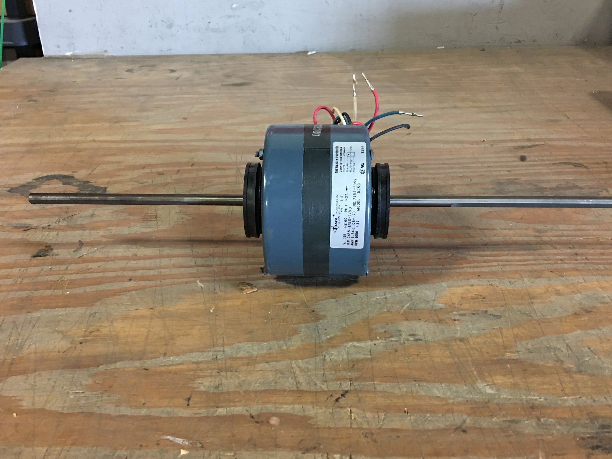 1/25-1/50-1/80 HP ELECTRIC MOTOR 115/60/1 150 RPM 3SPEED DOUBLE SHAFT