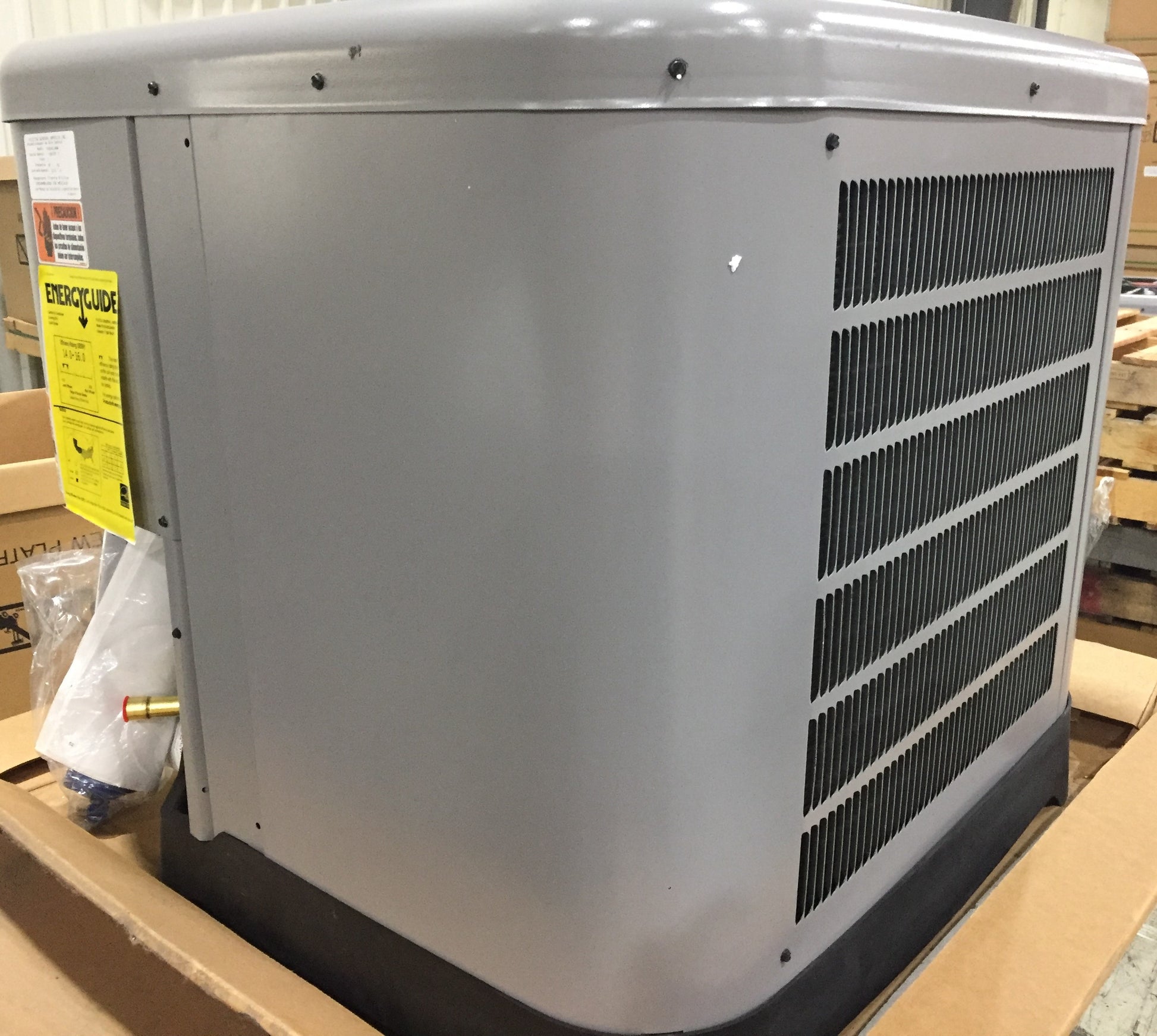 1-1/2 TON SPLIT-SYSTEM  AIR CONDITIONER 208-230/60/1 R410A 14 SEER