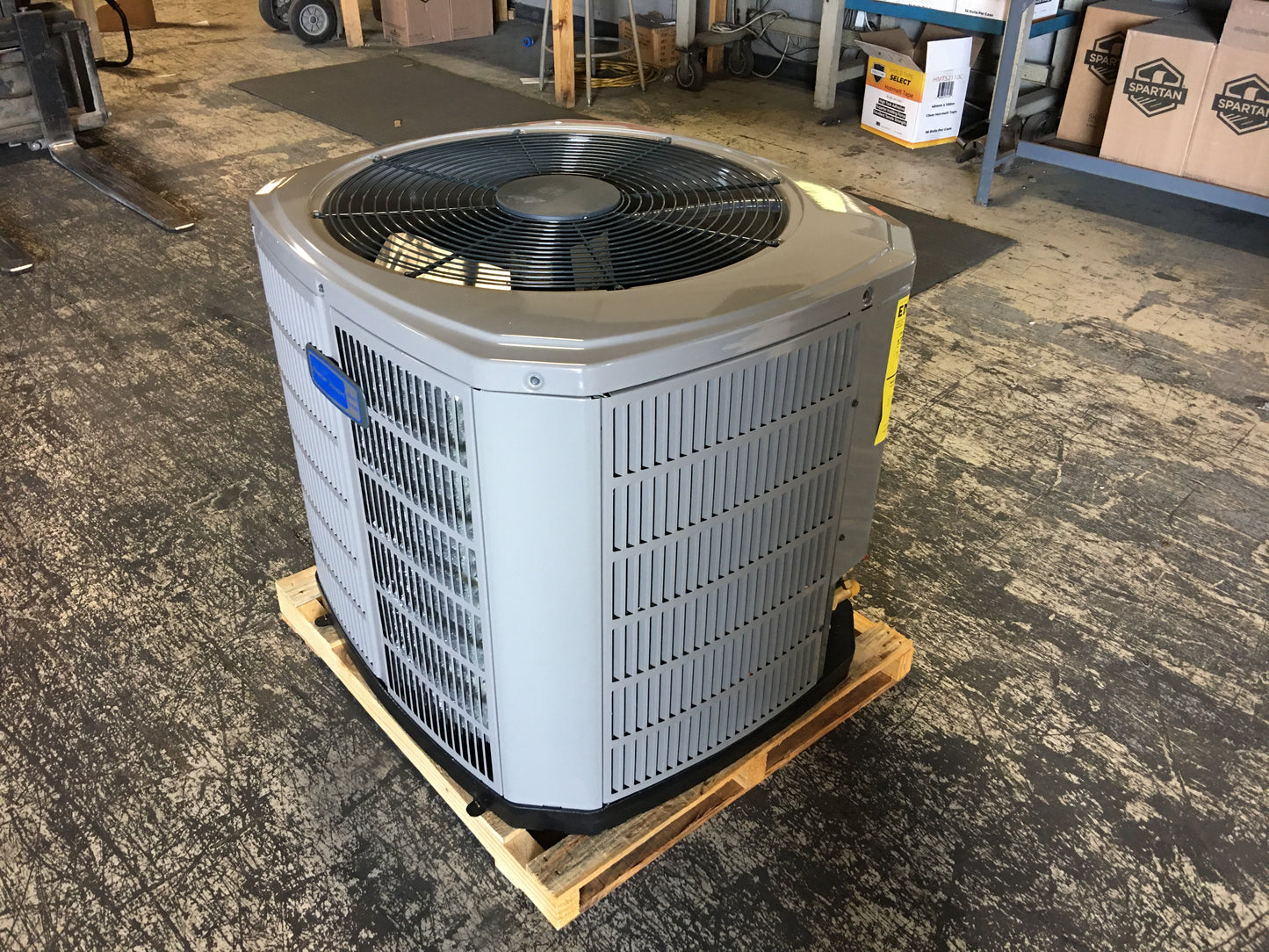 3-1/2 TON SPLIT-SYSTEM AIR CONDITIONER 208-230/60/1 R-410A 13 SEER