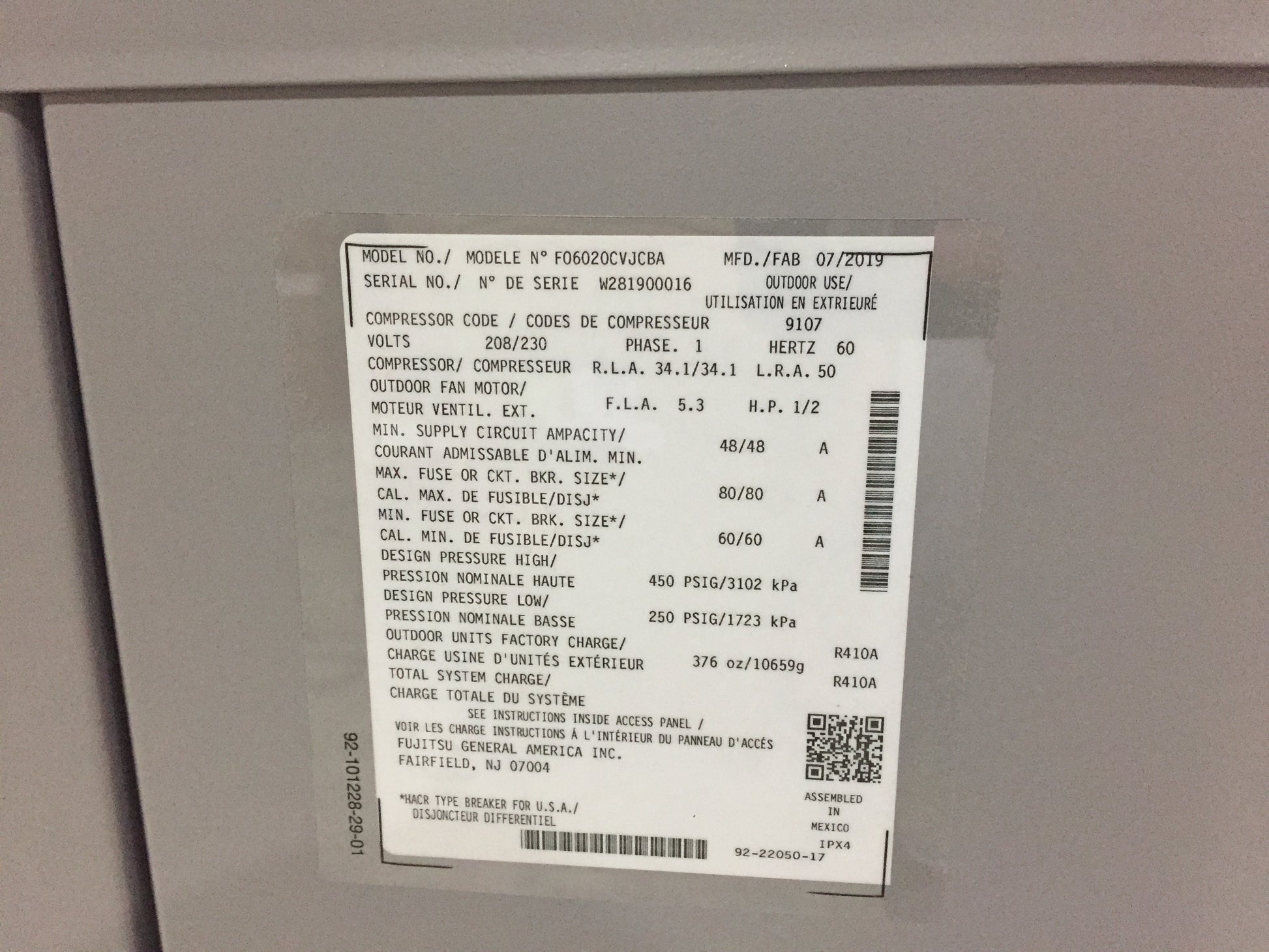 5 TON SPLIT-SYSTEM COMMUNICATING AIR CONDITIONER 208-230/60/1 R410A 20 SEER