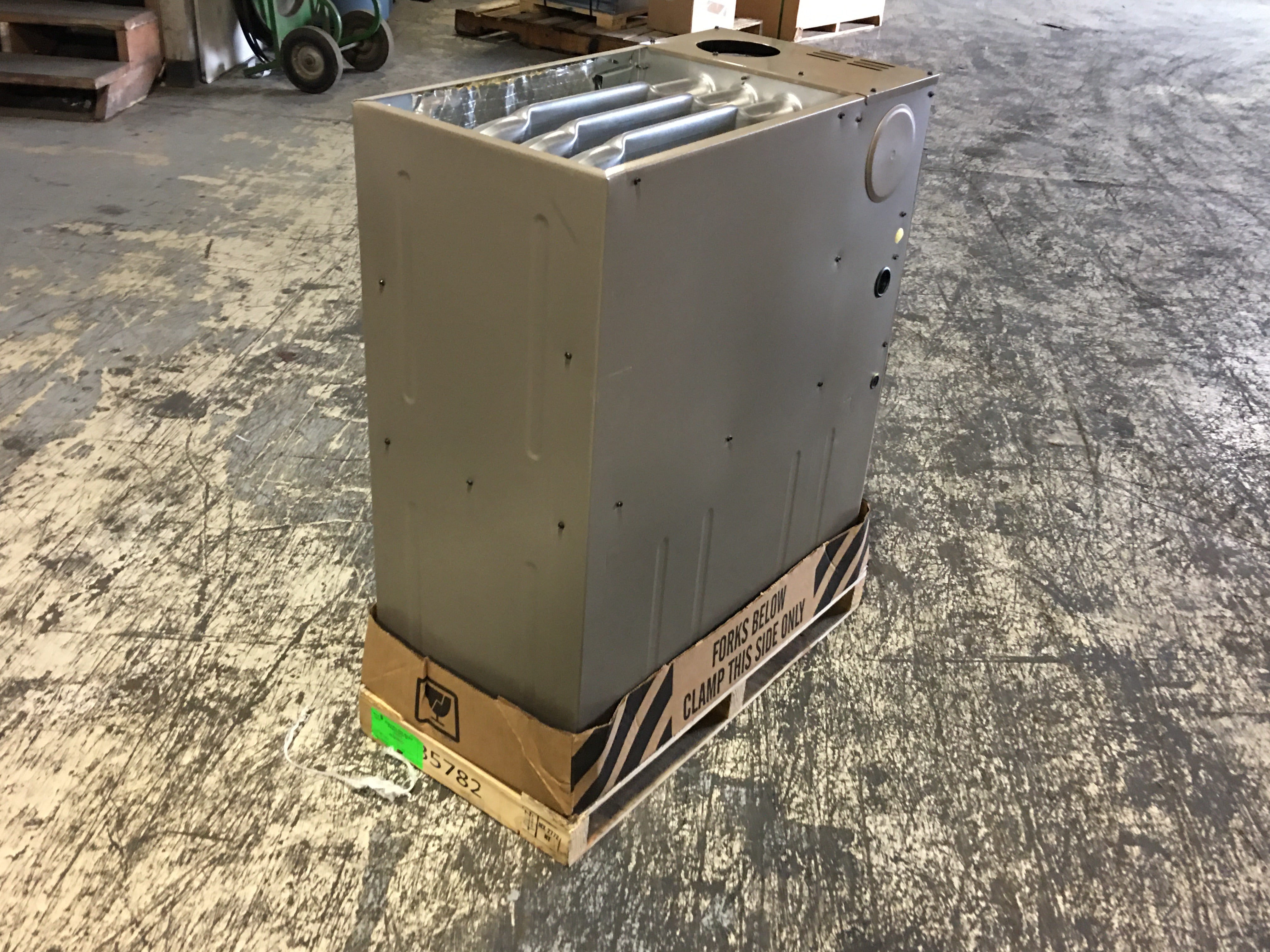 60000 BTU Single-Stage Multiposition ECM Communicating