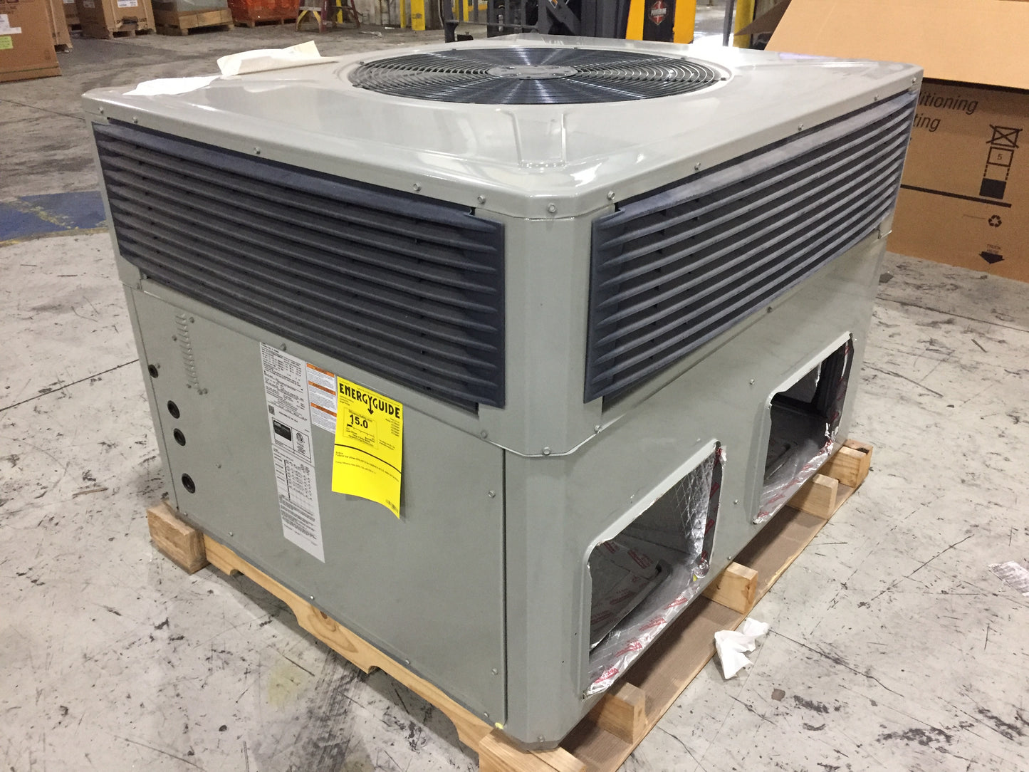 2 TON CONVERTIBLE PACKAGED AIR CONDITIONING UNIT, 15 SEER, 208-230/60/1, R410A