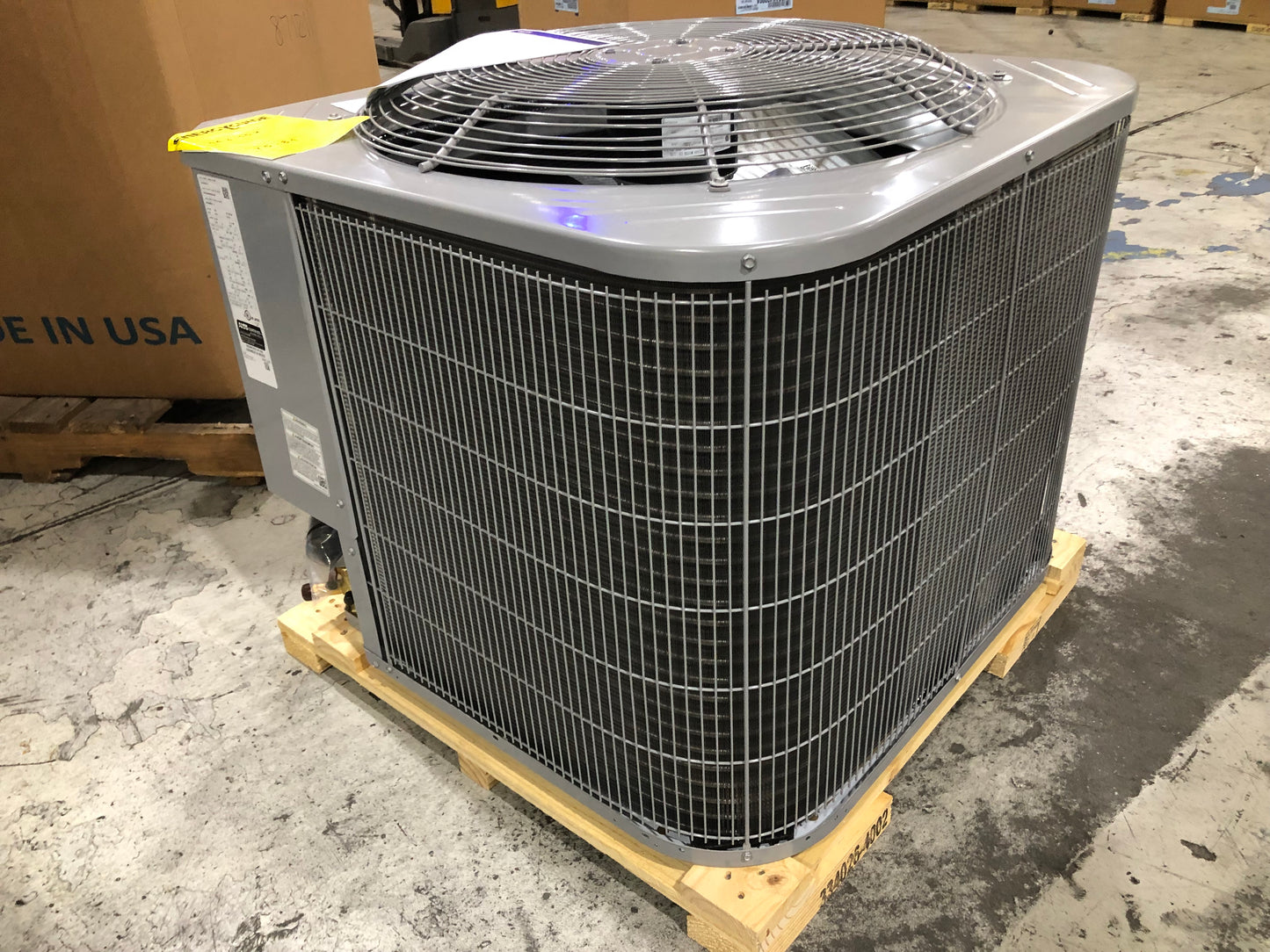 2.5 TON SPLIT-SYSTEM HEAT PUMP 208-230/60/1 R410A 15.2 SEER2