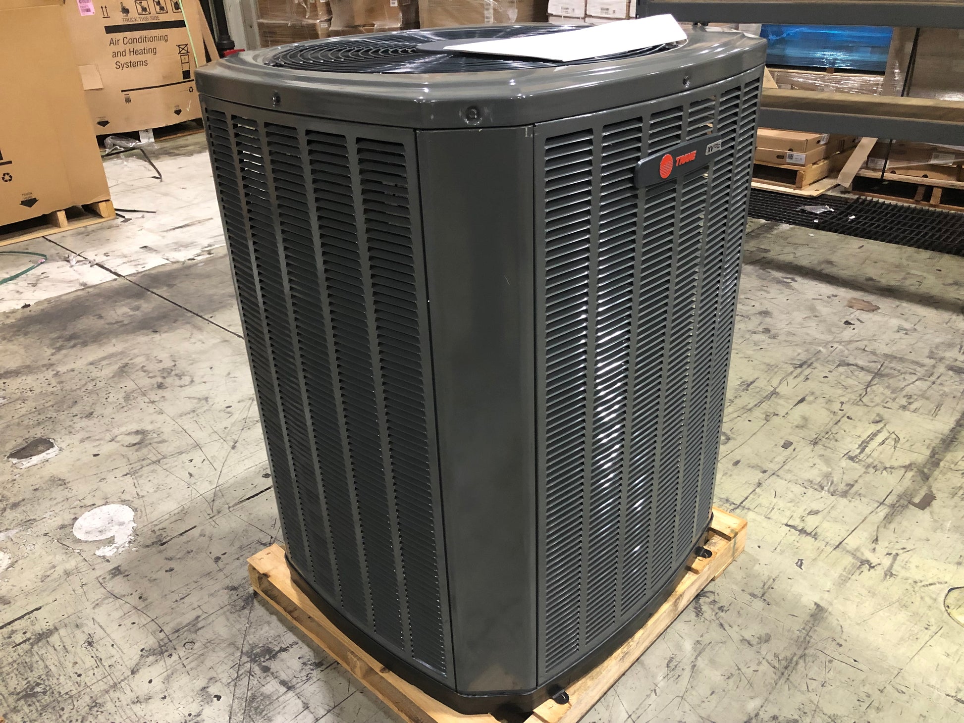 2 TON SPLIT-SYSTEM COMMUNICATING AIR CONDITIONER 208-230/60/1 R410A 17 SEER