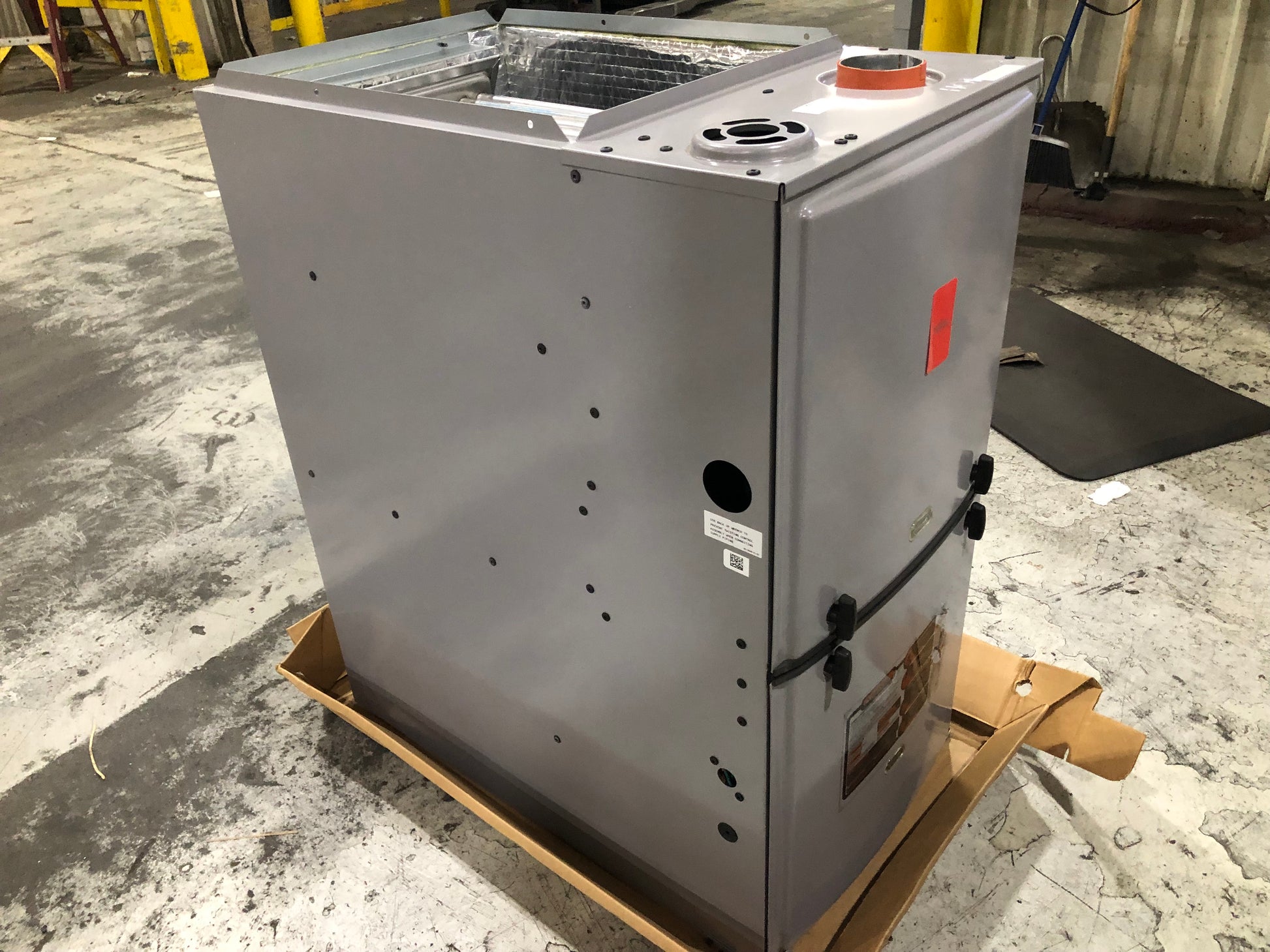 50000 BTU Communicating Two-Stage Upflow/Horizontal ECM Variable Speed Gas Furnace 80% AFUE 115/60/1 CFM: 1200