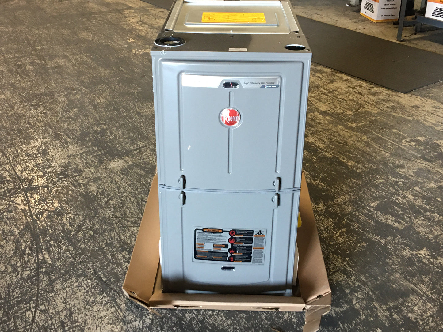 56,000 BTU MODULATING COMMUNICATING TWO-STAGE UPFLOW ECM VARIABLE SPEED GAS FURNACE 98% AFUE 115/60/1 CFM: 1050