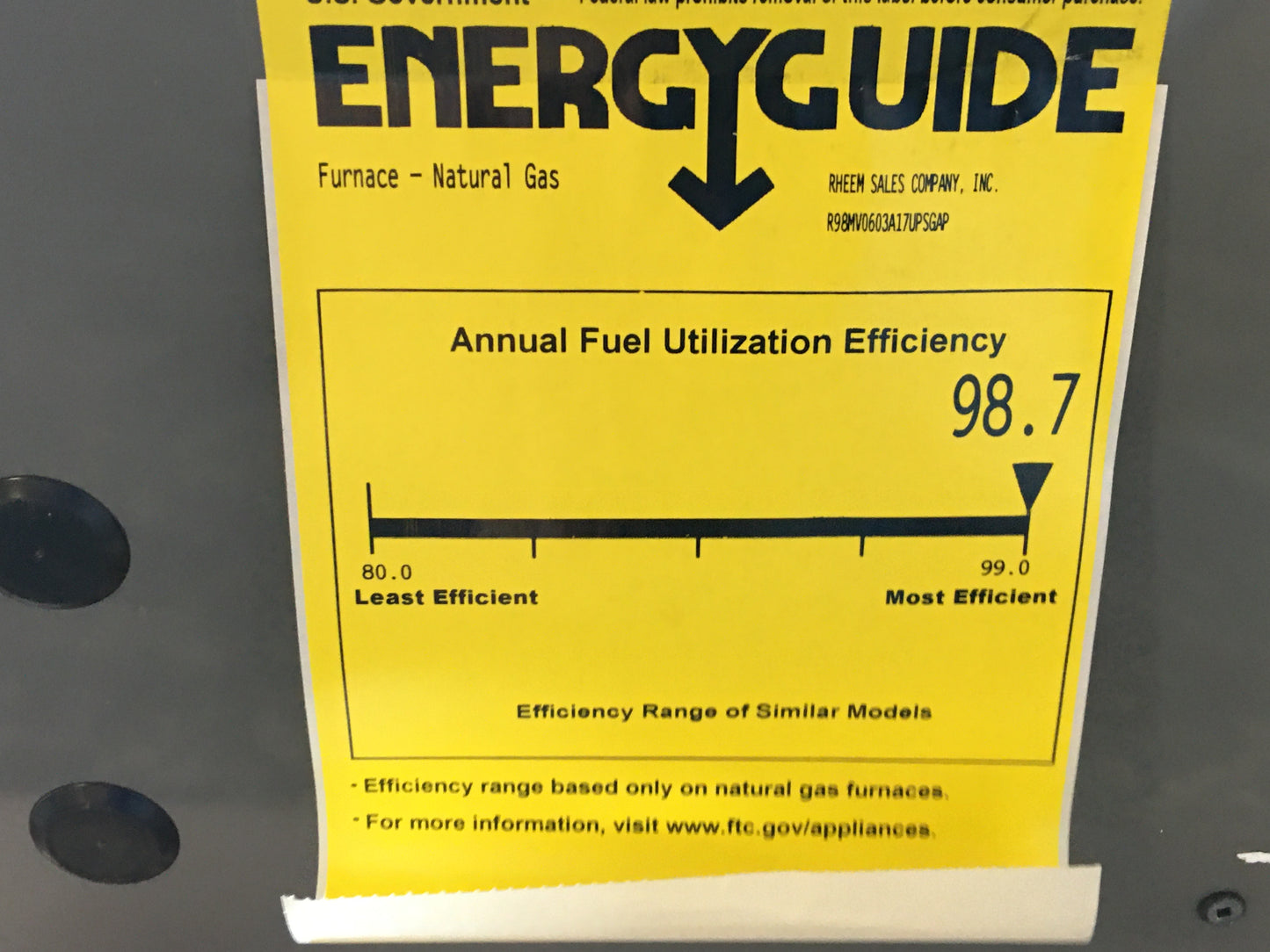 56,000 BTU MODULATING COMMUNICATING TWO-STAGE UPFLOW ECM VARIABLE SPEED GAS FURNACE 98% AFUE 115/60/1 CFM: 1050