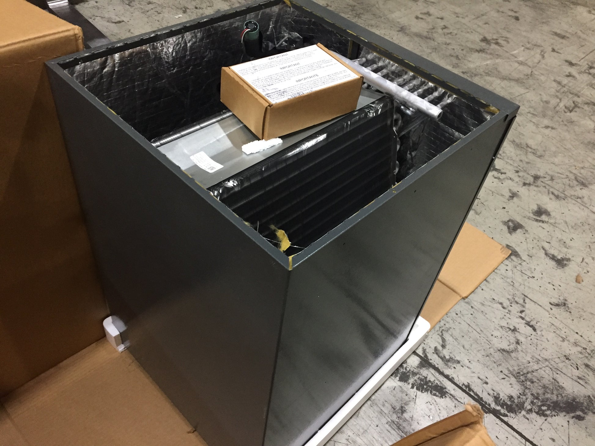 5 Ton AC/HP Upflow/Downflow Cased ''A'' Coil, R410A CFM 2200