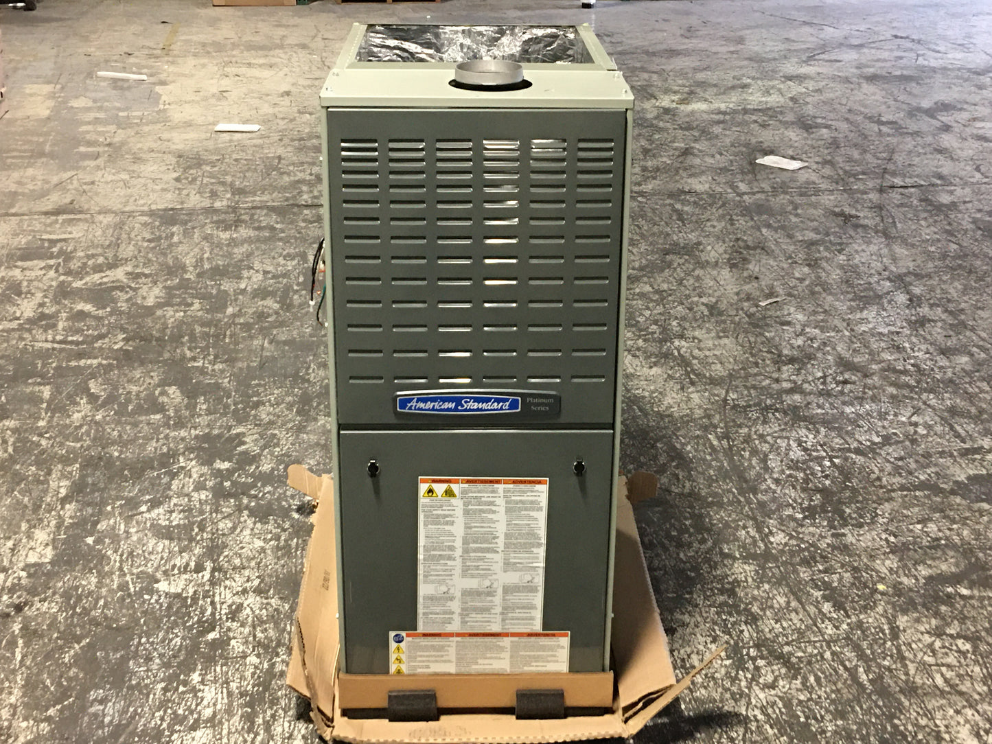 80,000 BTU Two-Stage Upflow/Horizontal ECM Communicating Gas Furnace 80% 115/60/1 CFM: 1200