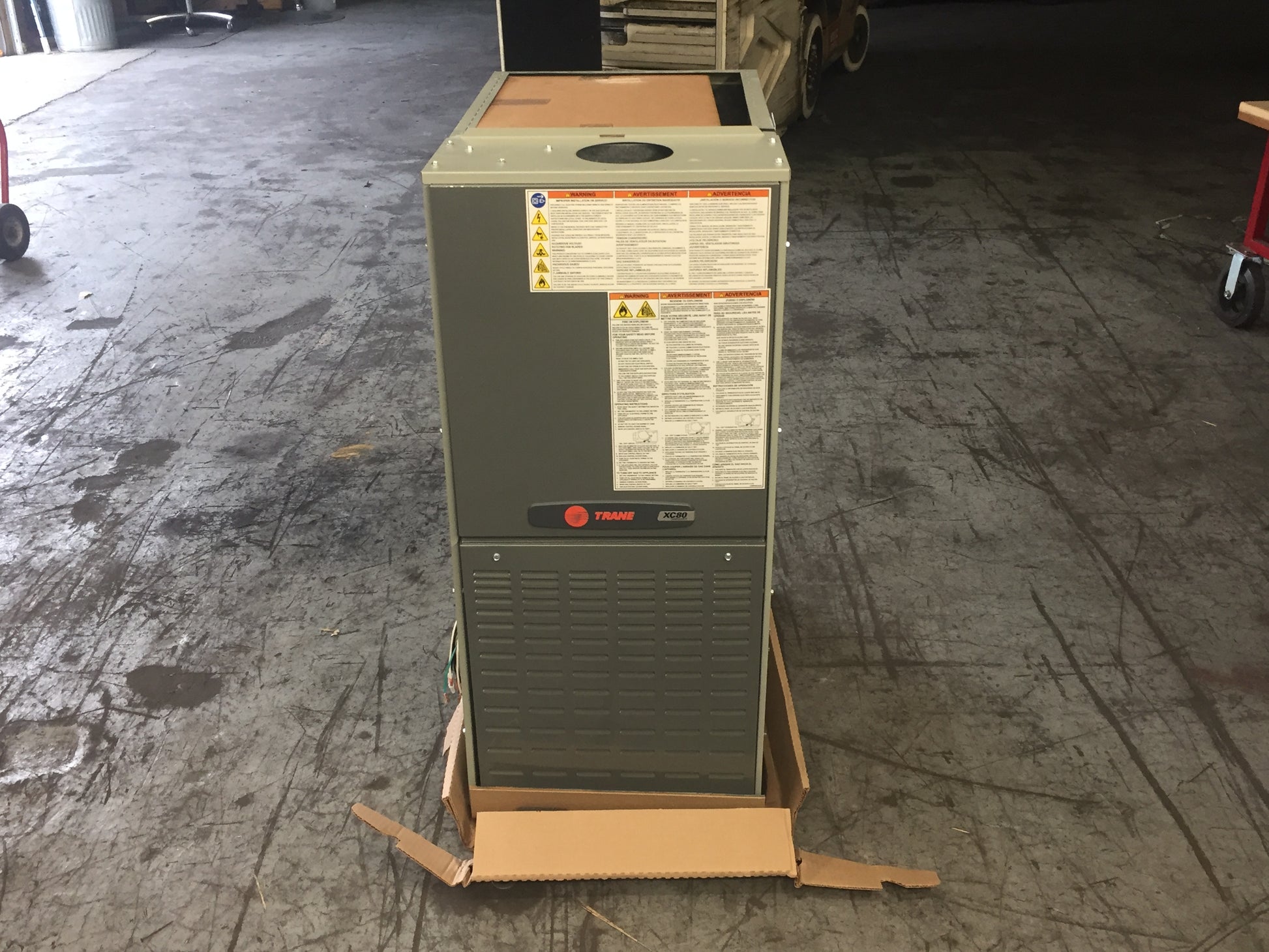 60,000 BTU TWO STAGE DOWNFLOW/HORIZONTAL COMMUNICATING ECM GAS FURNACE, 80% 115/60/1 CFM:1400