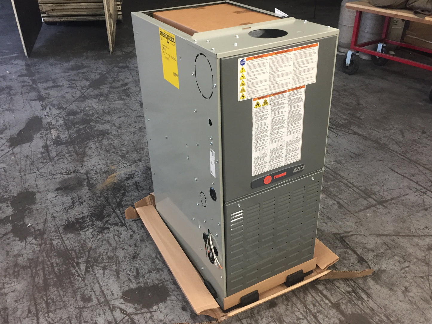 80,000 BTU TWO STAGE DOWNFLOW/HORIZONTAL ECM COMMUNICATING NATURAL GAS FURNACE, 80% AFUE 115/60/1 CFM:1200