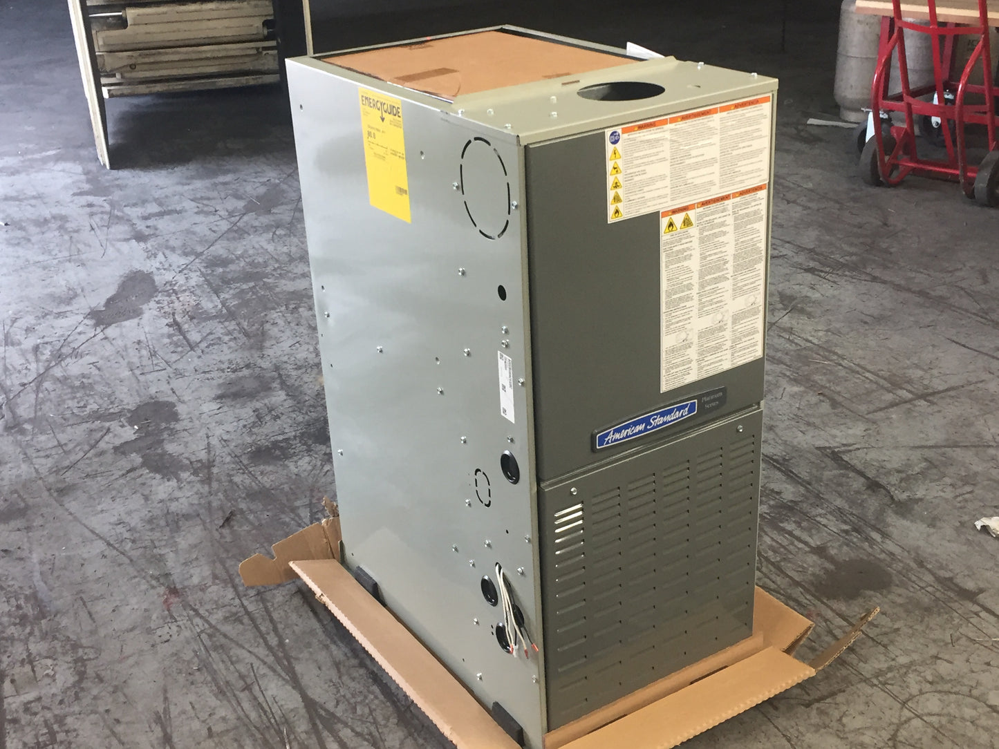 80,000 BTU Two-Stage Downflow/Horizontal ECM Communicating Gas Furnace 80% 115/60/1 CFM: 1200