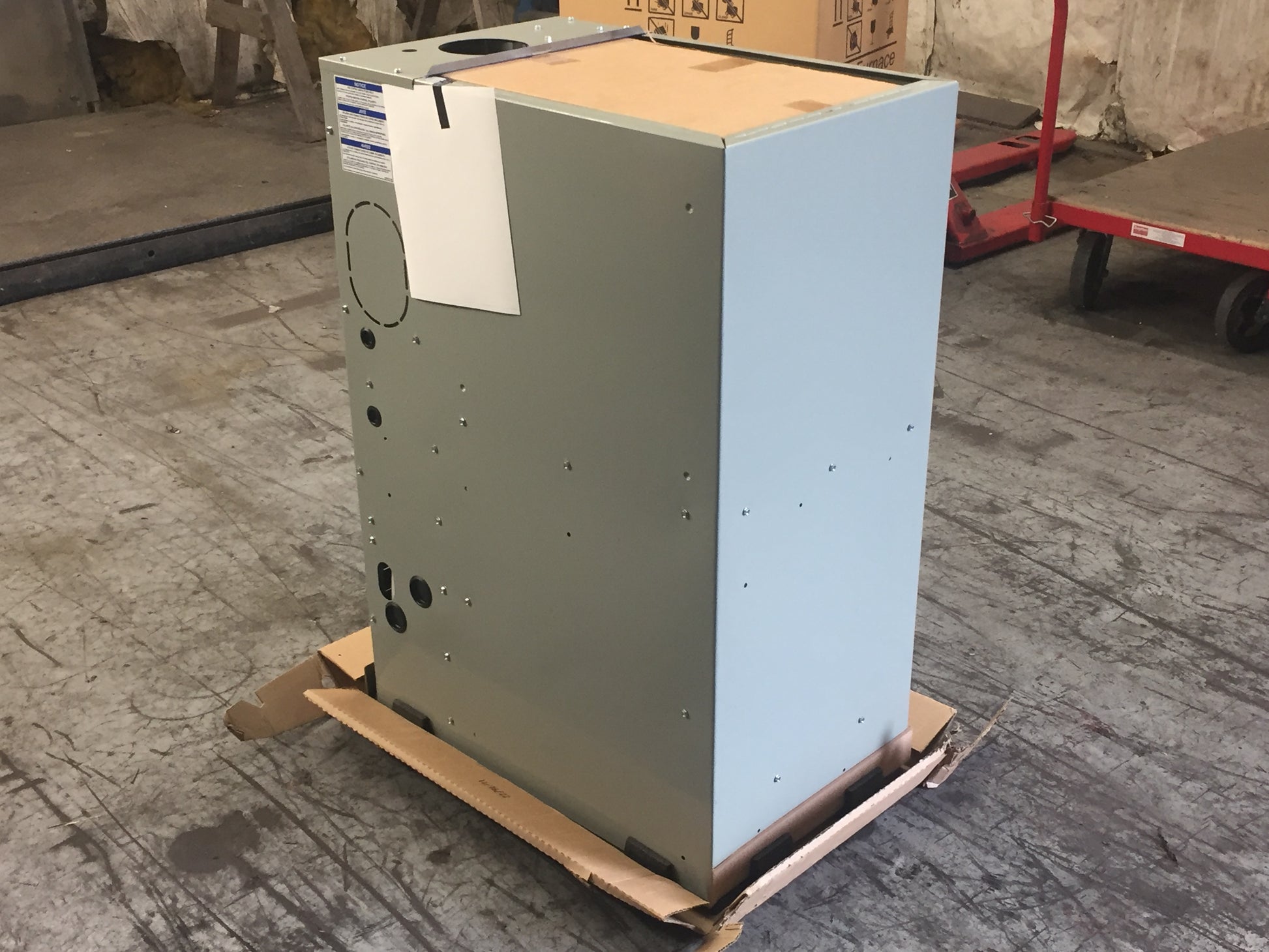 80,000 BTU Two-Stage Downflow/Horizontal ECM Communicating Gas Furnace 80% 115/60/1 CFM: 1200