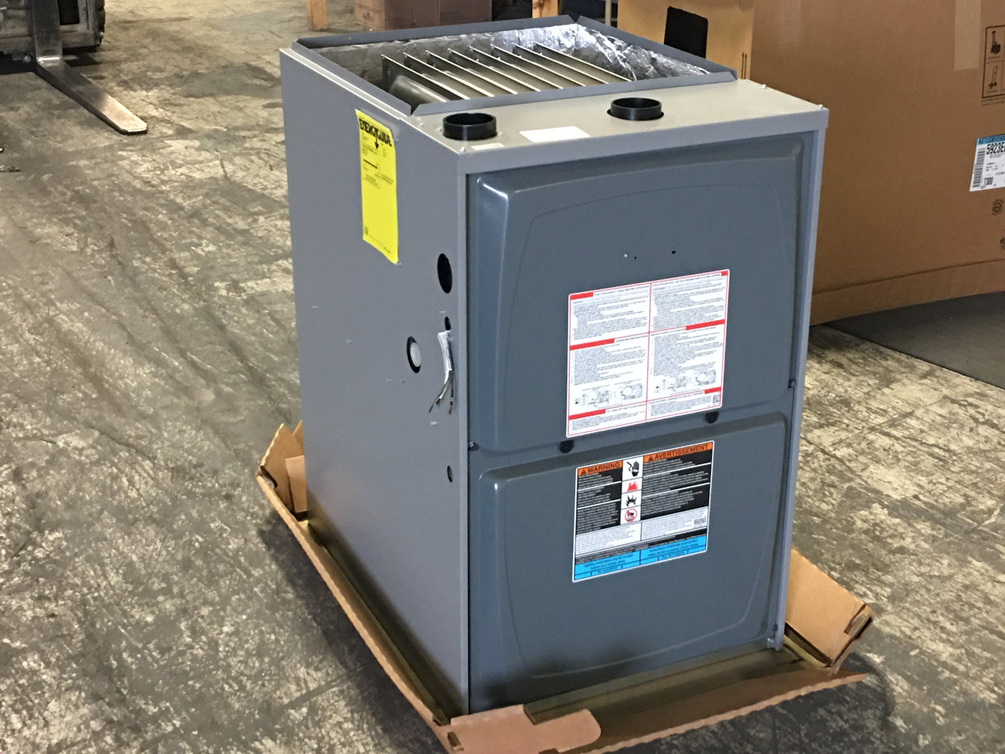 88,000 BTU 2-Stg Modulating Up/Horz ECM Var Spd Comm Gas Furnace 97% 120/60/1 CFM: 1653