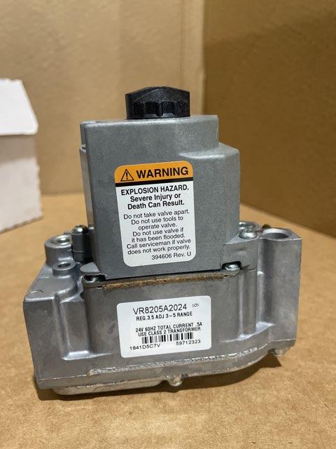 24 Volt 1/2 x 1/2" Dual Gas Valve Hot Surface Ignition