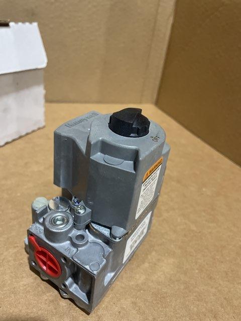 24 Volt 1/2 x 1/2" Dual Gas Valve Hot Surface Ignition