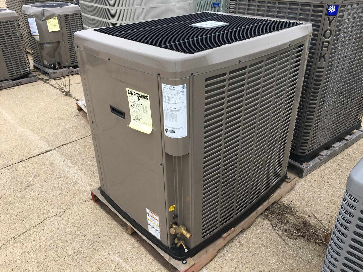 3.5 Ton "Affinity'" Series Split-System Heat Pump, 16 SEER 208-230/60/1 R-410A