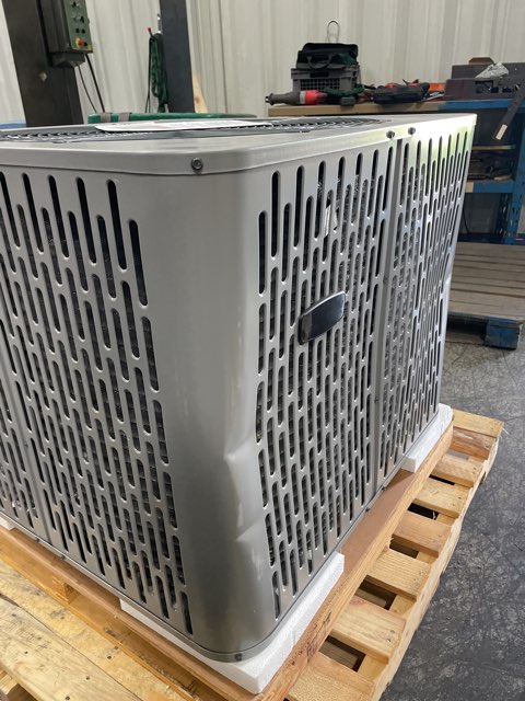 3.5 Ton Single-Stage Split-System Air Conditioner 208-230/60/1 R410A 13.4 SEER2