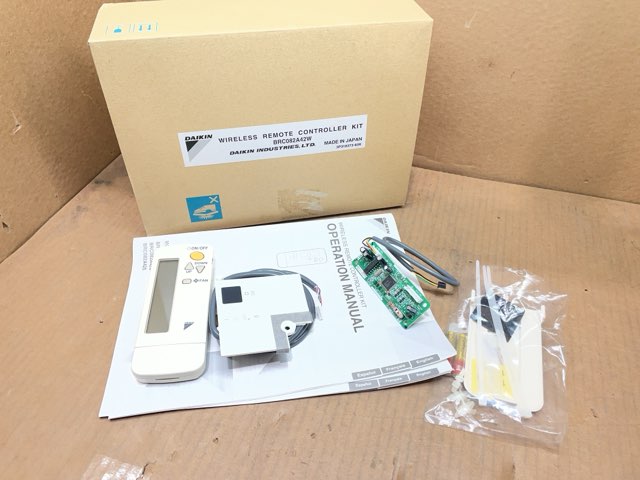 Wireless Remote Controller, White