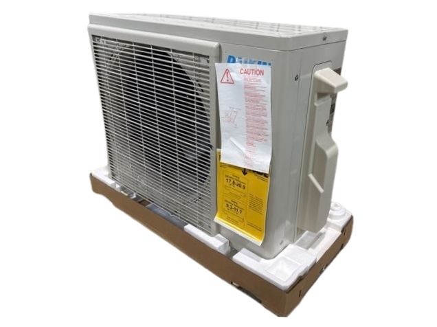 9,000 BTU Single-Zone Outdoor Inverter Heat Pump Mini Split Unit, 18 SEER 208-230/60/1 R-410A