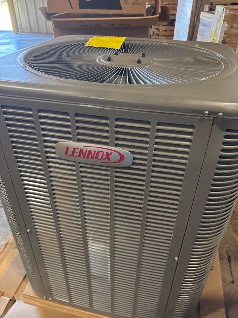 3.5 Ton Single-Stage Split-System Air Conditioner 208-230/60/1 R410A 13.4 SEER2
