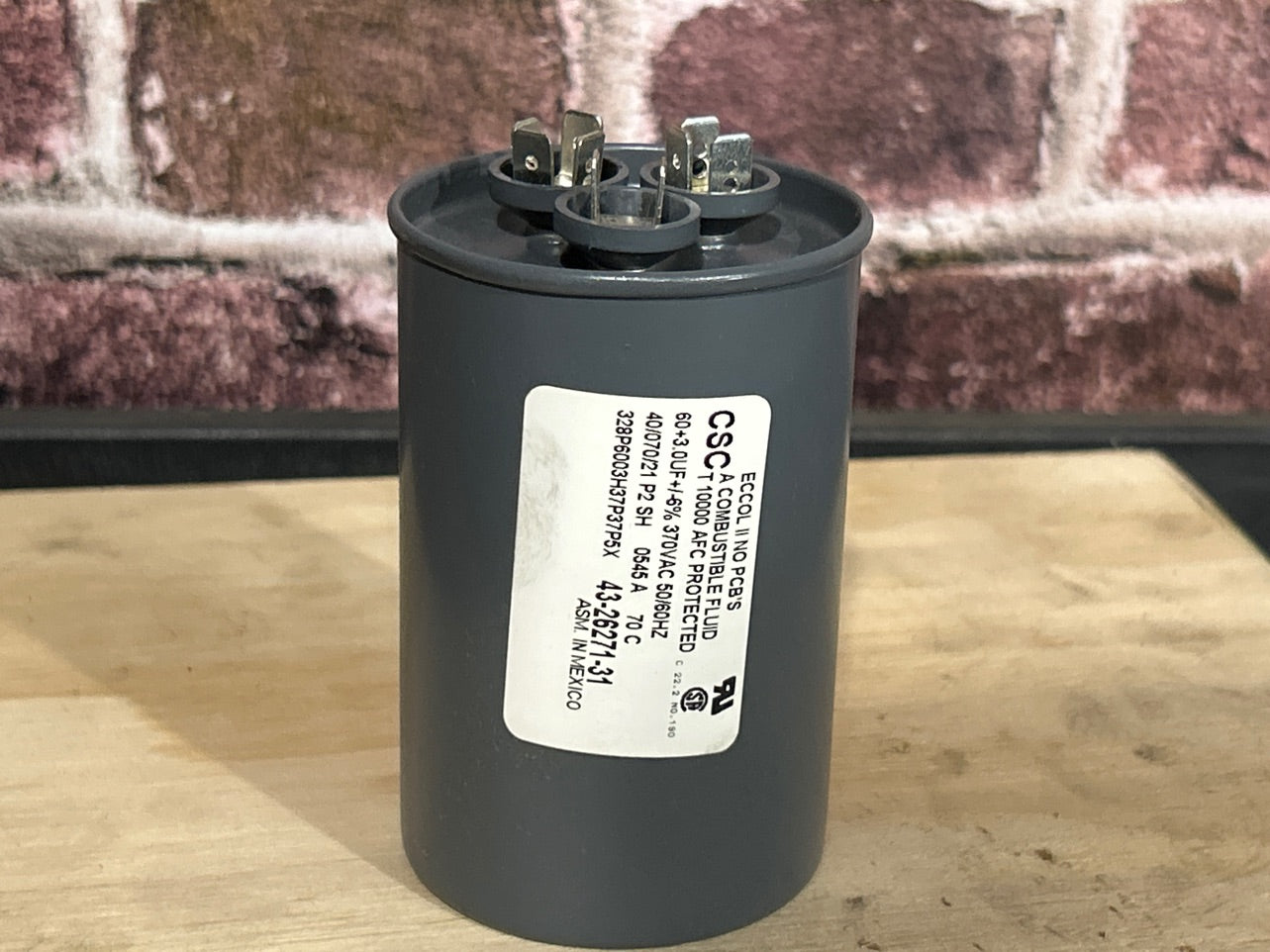 370 Vac, 60+3MFD 50/60 Hz, Round Capacitor