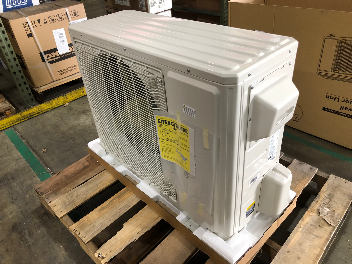 Unidad minisplit de 18 000 Btu para aire libre, de una sola zona, solo refrigeración, 15 SEER 208-230/60/1 R-410A