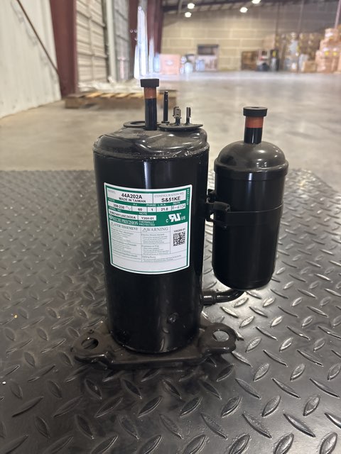 0.75 Ton AC Rotary Compressor 208-230/60/1 R410A