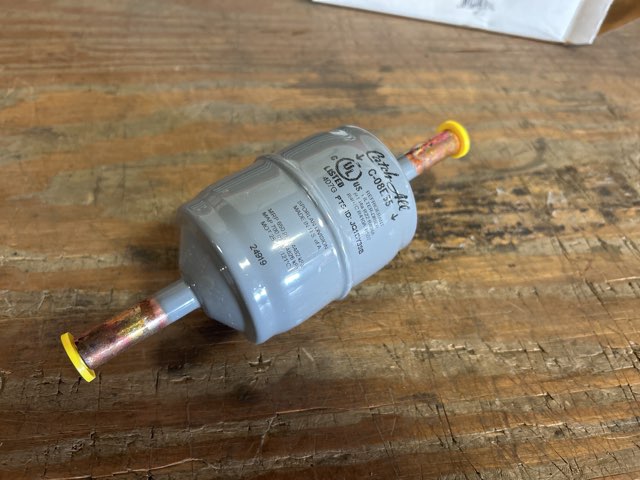 8 Cu In 3/8" ODF Solder Liquid Line Filter Drier