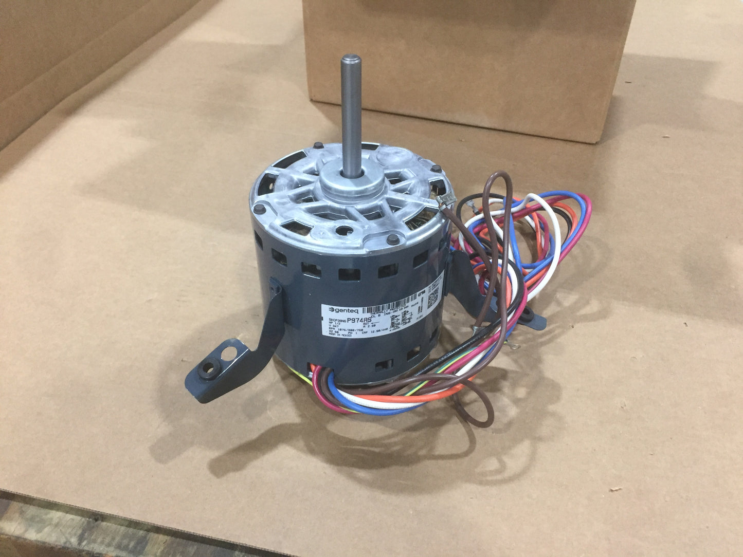 Motor de soplador de accionamiento directo de 1/2 HP, 347/60/1 RPM: 1076/3 velocidades