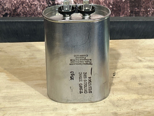370 Vac, 17.5MFD 50/60 Hz, Oval Capacitor